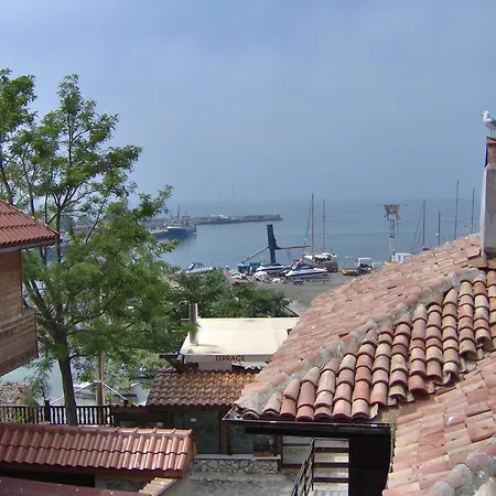 Port 네세부르